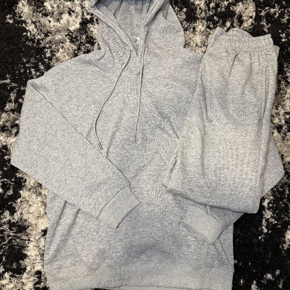 Alo Sweatpants and Hoodie Set Gray Size S